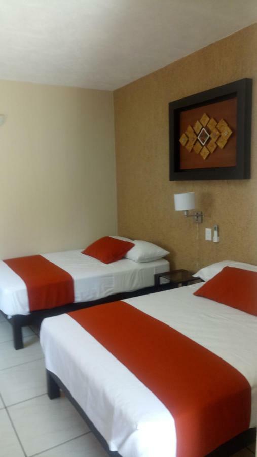 Hotel Brambila Union de Tula Esterno foto
