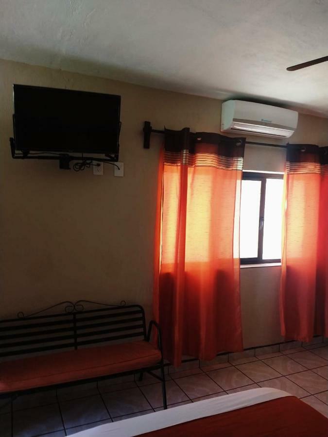 Hotel Brambila Union de Tula Esterno foto