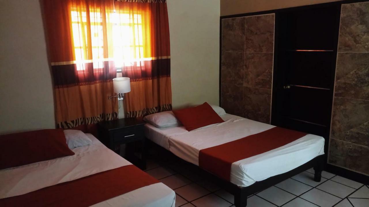 Hotel Brambila Union de Tula Esterno foto