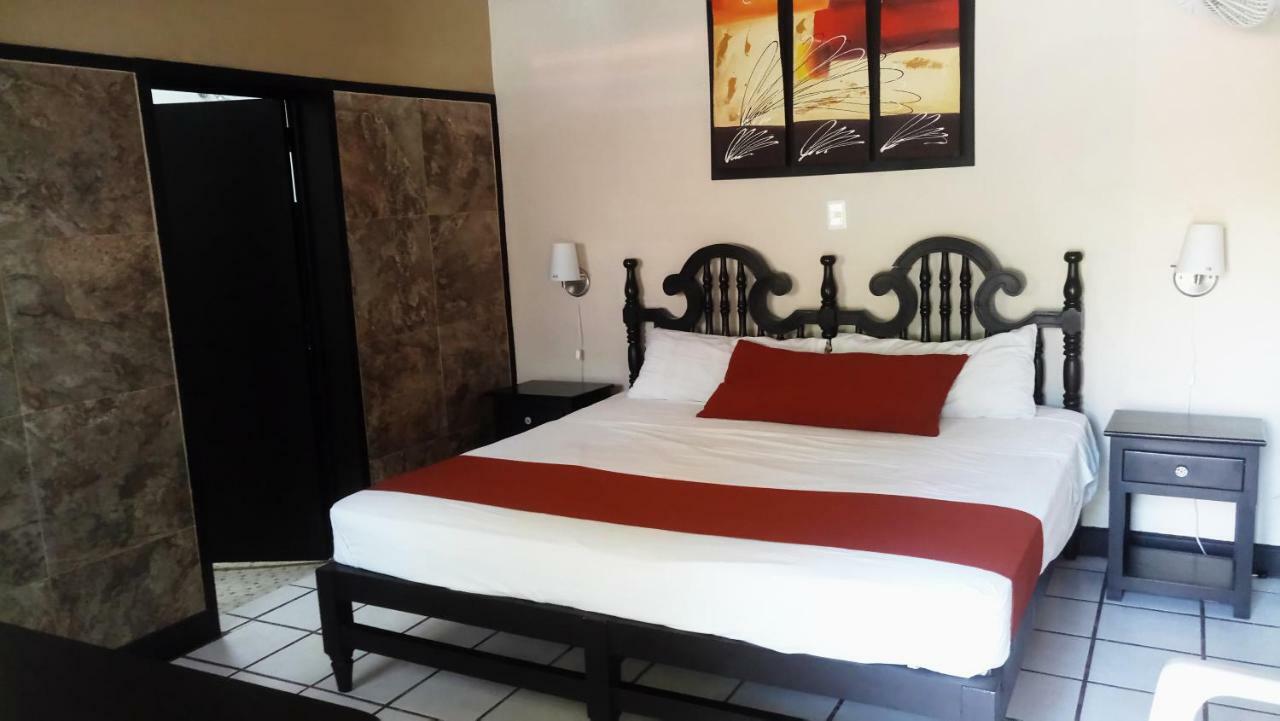 Hotel Brambila Union de Tula Esterno foto